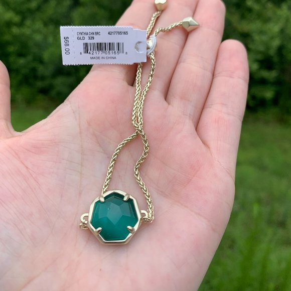 KENDRA SCOTT • Cynthia Gold Chain Bracelet - Picture 4 of 9